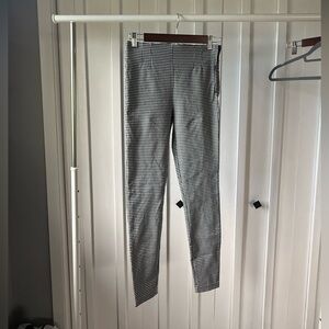 Zara Women's Black and White Checkered Leggings